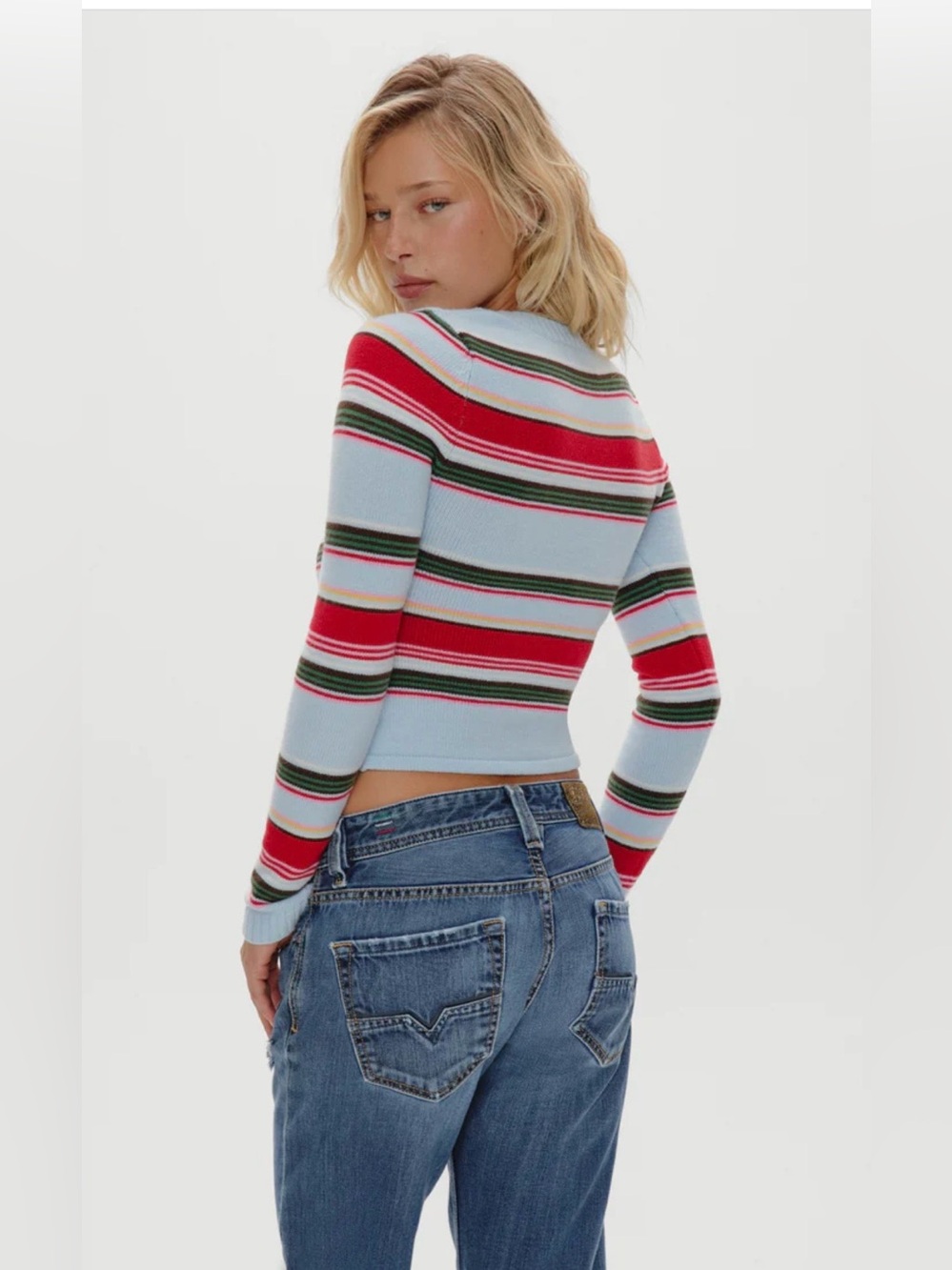 Frankie's Bikinis Kit V Neck Knit Sweater In Ocean Avenue - Picture 10 of 11